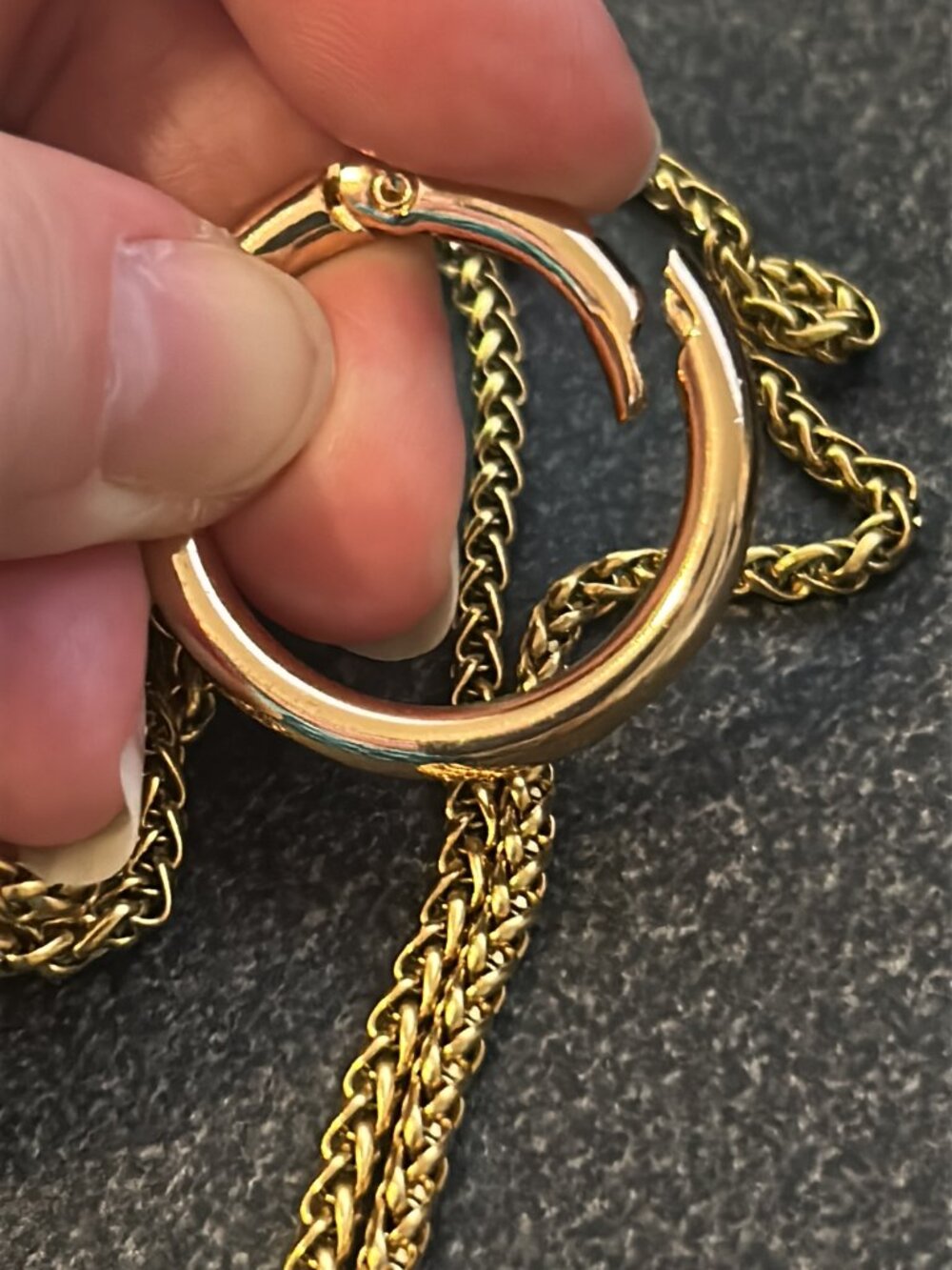 Gold Tone Charm Holder Lariat Necklace Opening Circle Pendant Adjustable - Picture 7 of 8